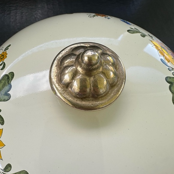 Asta Germán Enamelware 1960’s Floral Dutch Oven Casserole with Brass Handles. - Picture 7 of 13